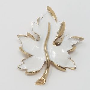 Vintage gold tone leaf white enamel brooch pin